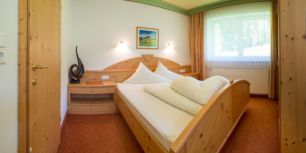 Appartementhaus Pinnisblick Neustift im Stubaital Pokoj fotografie